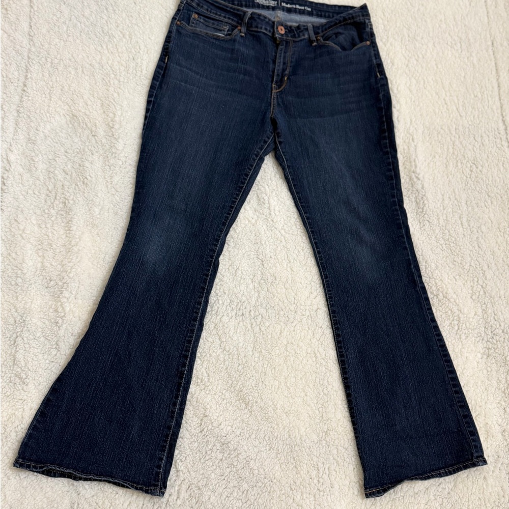 Signature by Levi Strauss Dark Blue Modern Boot Cut size 16